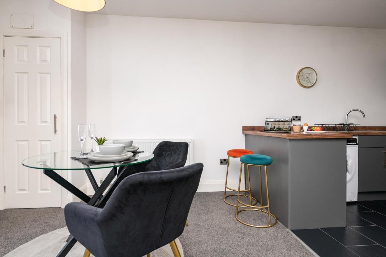 The Croston Balcony Apartment- Morecambe Central Promenade, Beach Front And Sea Views Dış mekan fotoğraf